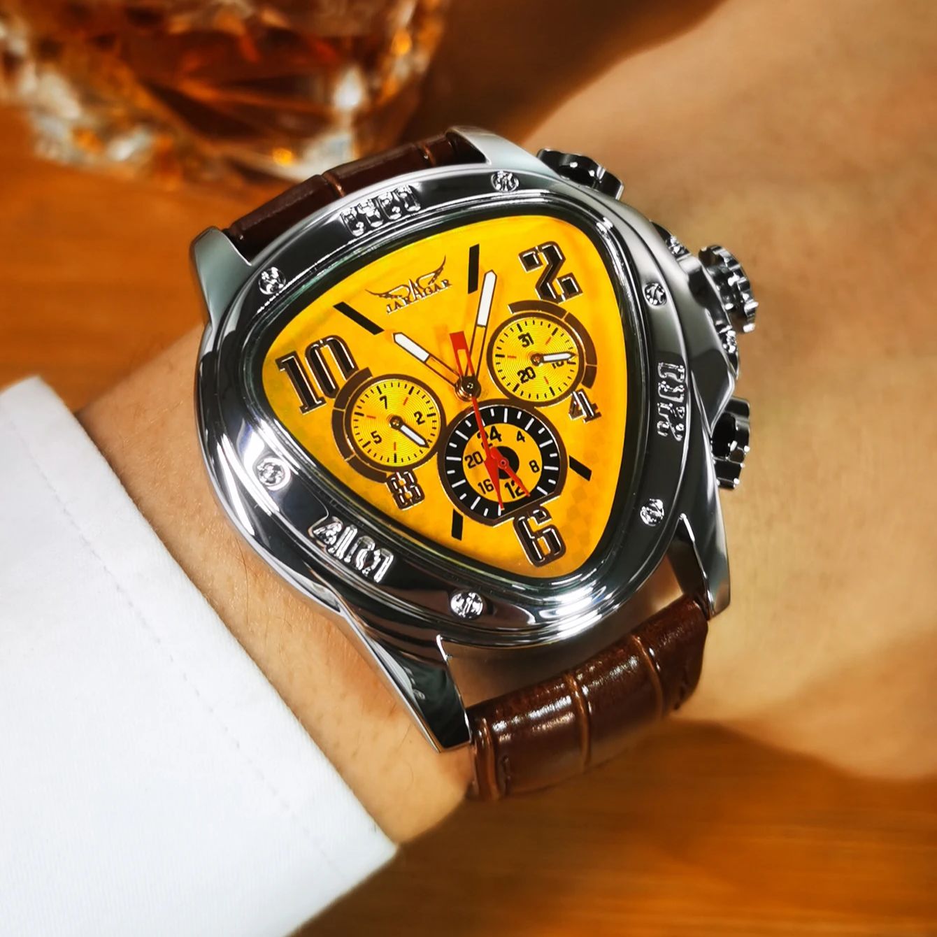 Jaragar Triangle Sports Watche - Watch Triangle Luxury recension och pris