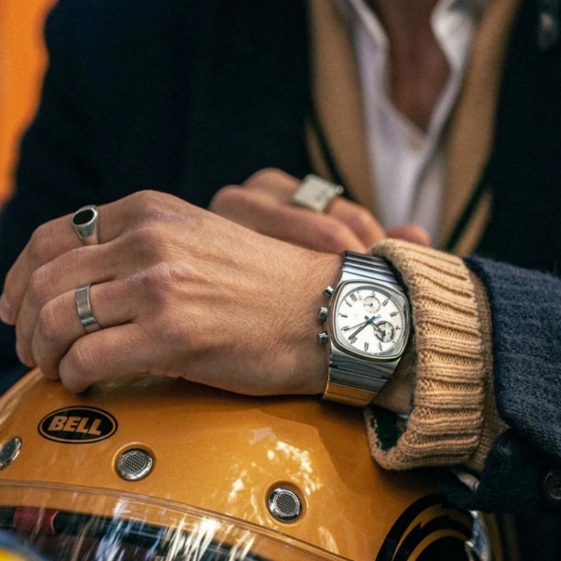 CILOA silver square sports wat - Luxury Watch Trends 2025 recension och pris