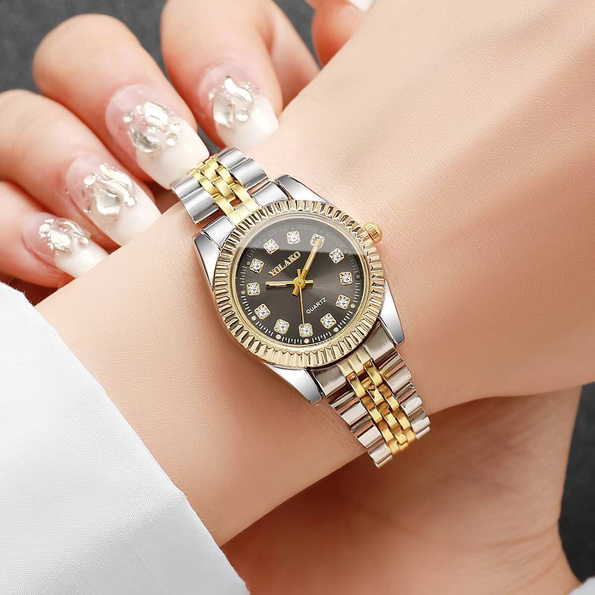 Fashion Rhinestone Women Quart - Luxury Watch Cartier recension och pris
