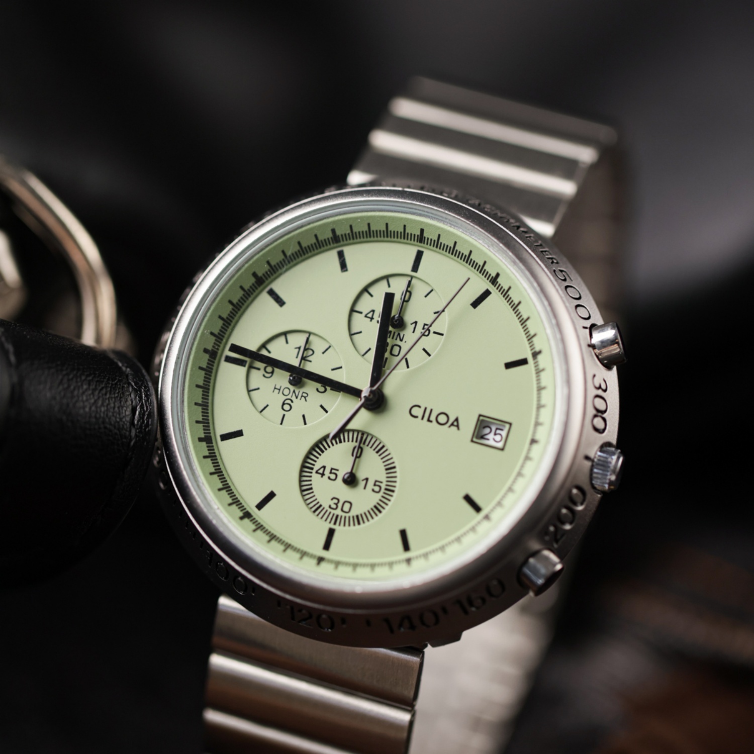 CILOA large dial high-end watc - Luxury Watch Trends 2025 recension och pris